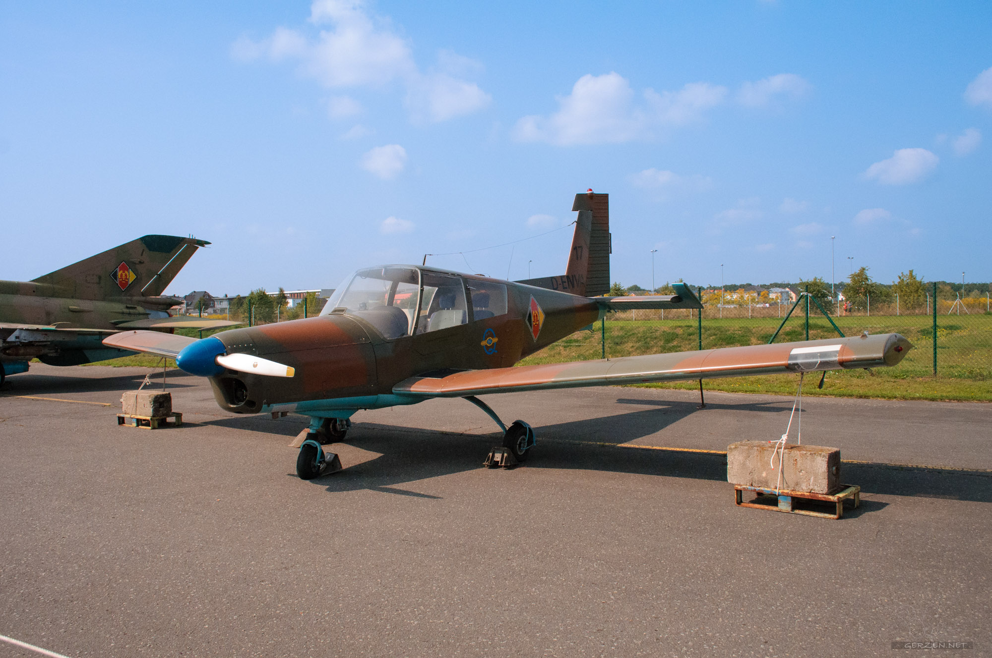 Zlín Z-43