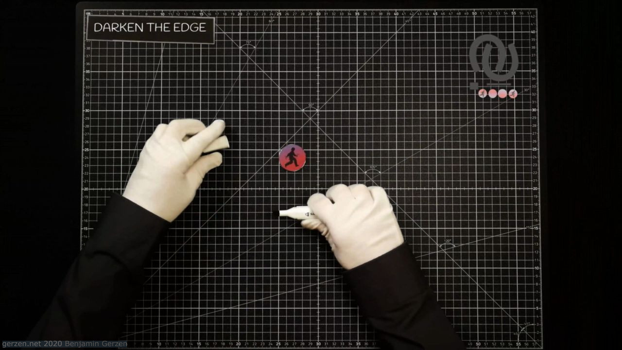 20: Use a felt-tip pen to color the edges.